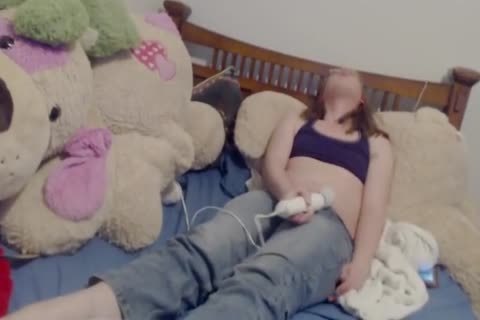 Moaning Genderqueer Cums In Her Boxers With Hitachi