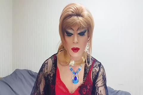 Sissy Niclo delicious Makeup Playing