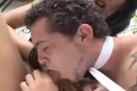 Lady With tiny boobs loves Giving tgreetingss manad